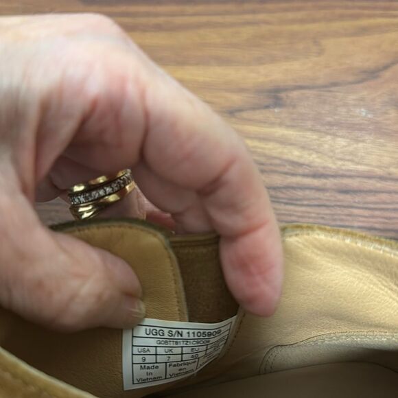 Ugg McClaire Chestnut Suede Ankle Boots. Size 9. - Picture 6 of 8